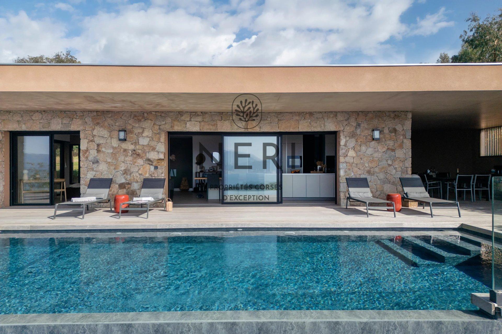 VILLA BELLA – 4 chambres, piscine chauffée & vue mer panoramique