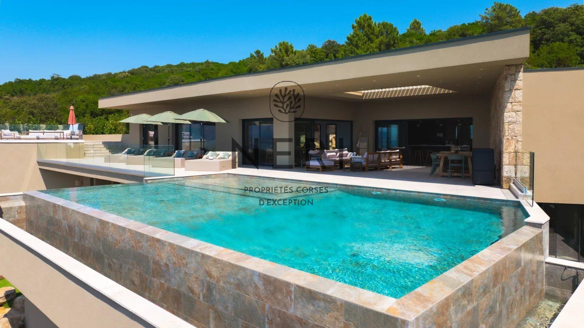 VILLA PINNATA – 5 chambres, piscine, vue mer panoramique, salle de jeux, cinéma